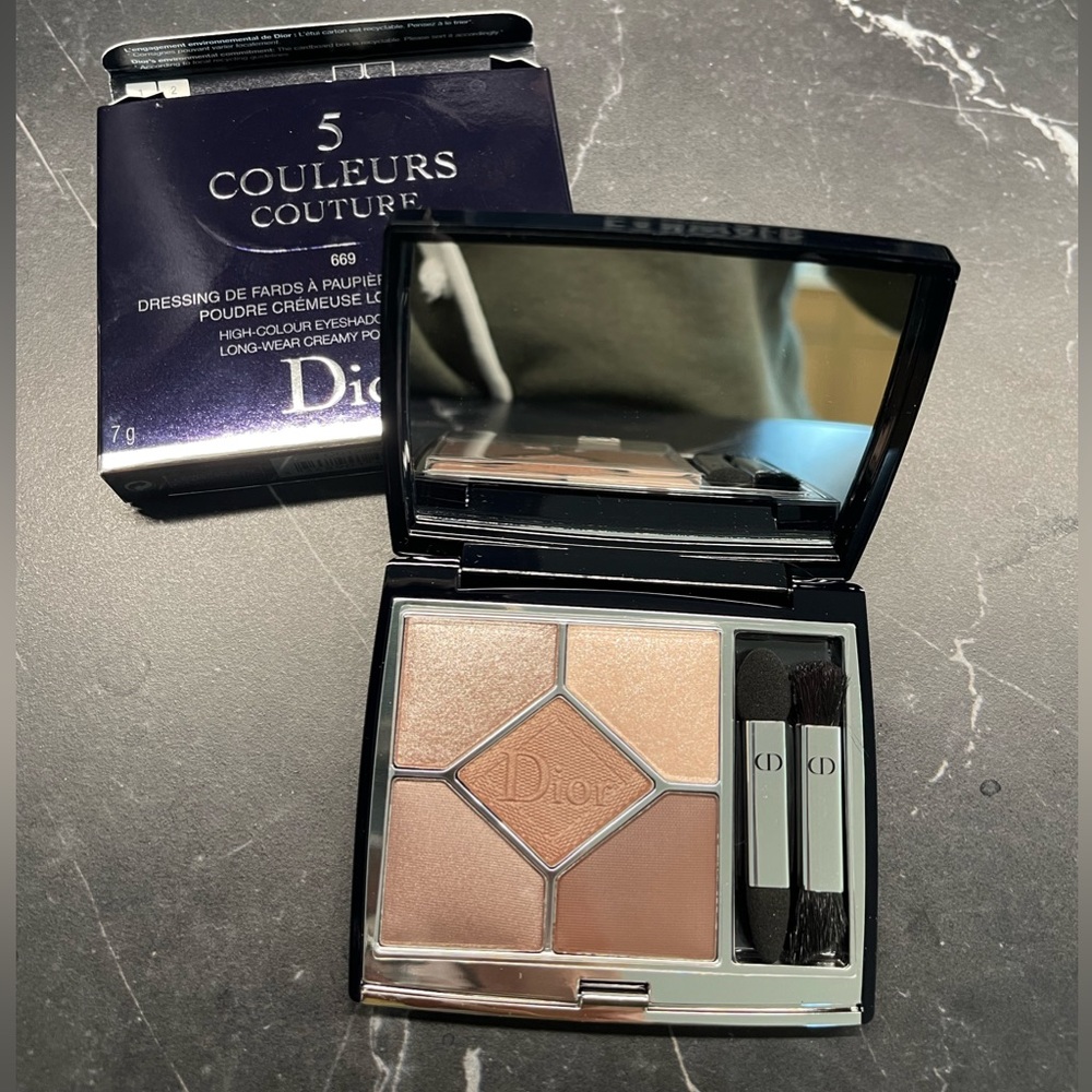 ❌sold ❌ Dior 669 Couleurs Couture Eyeshadow Palette
